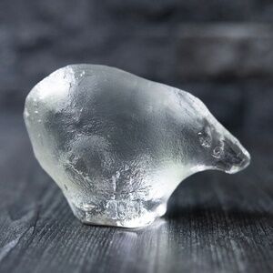 Vintage frosted glass Pukeberg Sweden Swedish polar bear figurine paperweight